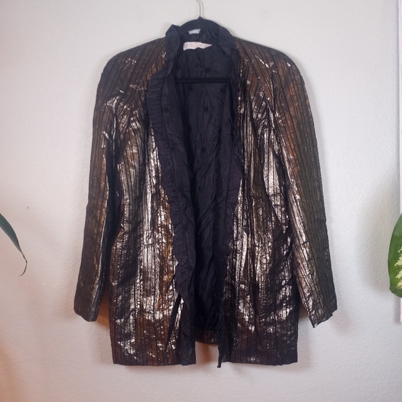 Cinzia Ruggieri Jackets & Blazers - Cinzia Ruggieri Vintage Quilted Pinstriped Black Gold Silk Ruffled Trim Blazer L